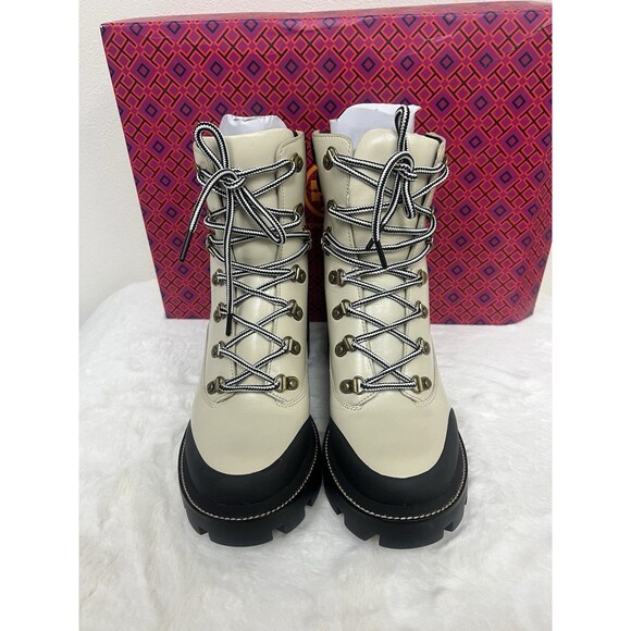 NEW Tory Burch Lug Sole Hiker Ankle Boot in New Ivory/ Perfect Black Size 10 - Picture 4 of 11